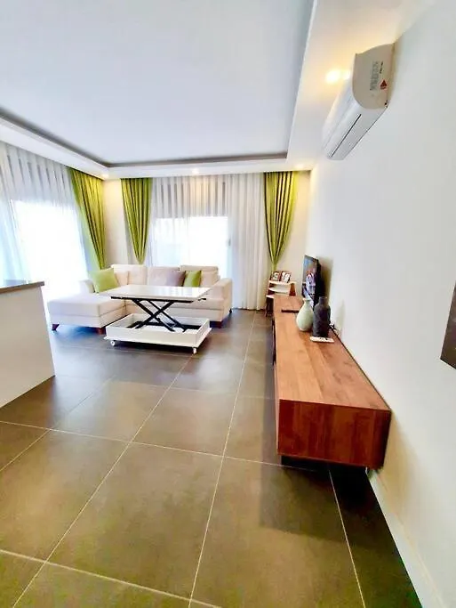 Apartman Eine Wunderschone Wohnung Mit Pool Und Garten Antalya